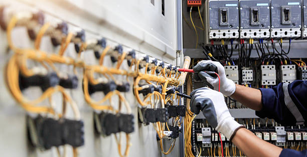 Professional Electrician technician working in Madison, IL